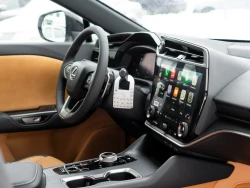Lexus RZ 450e Premium Edition 13