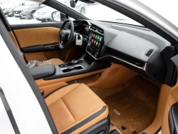 Lexus RZ 450e Premium Edition 12