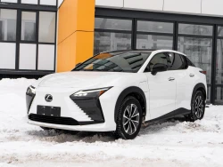 Lexus RZ 450e Premium Edition 0